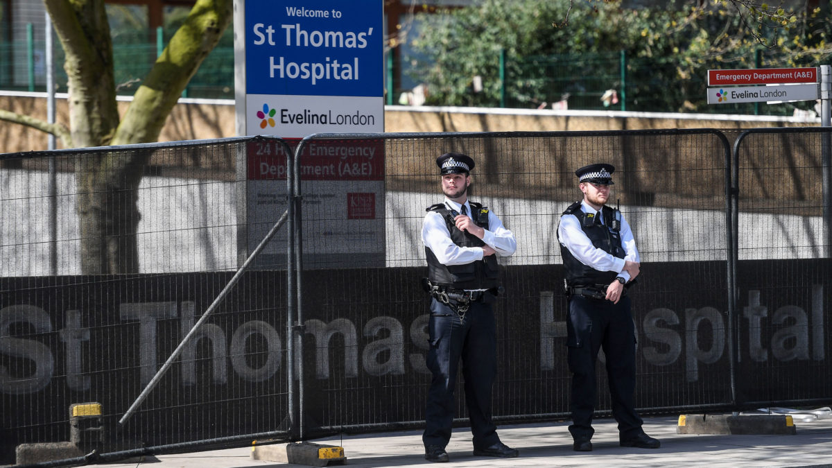 UK is “nowhere near lifting lockdown,” says London mayor