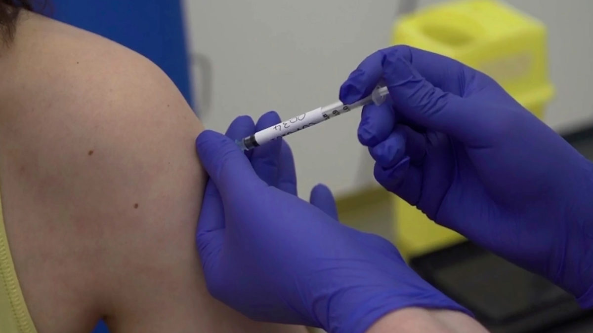 Coronavirus vaccine won’t be ready until end of 2021 under “most optimistic” scenario – European expert