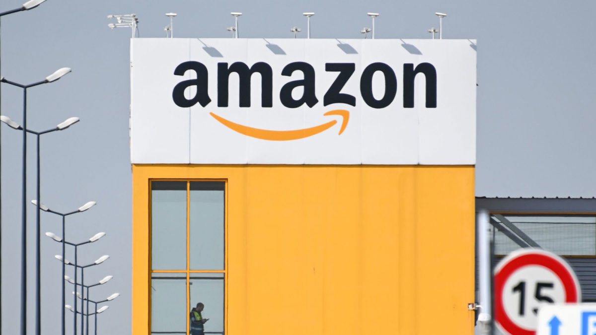 Amazon to take shutdown of its distribution centers to French Supreme Court