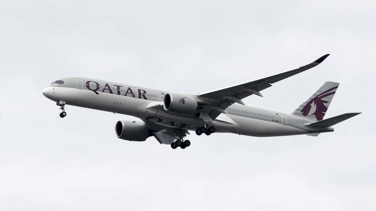 Qatar Airways warns of job losses