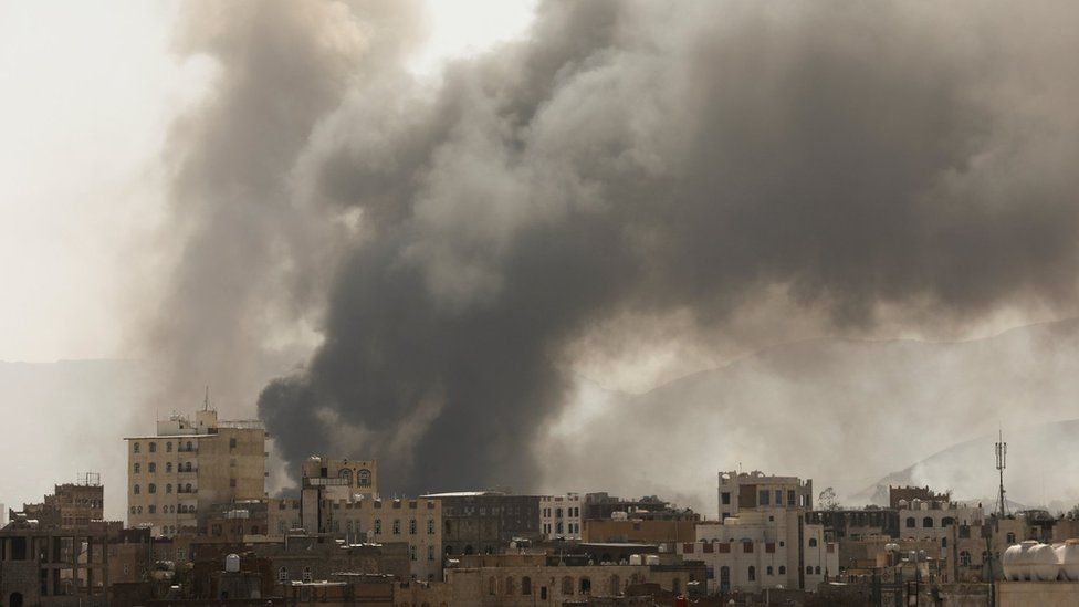 Yemen war: Many feared dead after fire at migrant detention centre